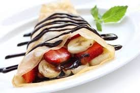 Crepe Chocolat Bananes Fraises Food Vanilla Crepes Recipe Chocolate Sauce Recipes