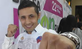 Boxeo Después de poco más de un año luchando por su vida, fallece el ex  campeón mexicano Moisés Fuentes. Su último combate fue ante su compatriota David  Cuellar (23-0, 16 KOs), siendo