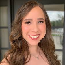 Magick beauty bar services in Conroe