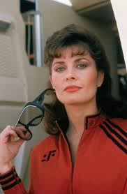 One of the best tv 📺 villians of the 1980s. Jane Badler as Diana in V The  Mini Series which was filming 🎥 now back in 1982. Premiered