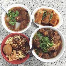 排骨酥 大乾麵 油豆腐 零時的夜市食堂 饒河夜市 夜市 排骨酥 排骨酥麵 后庄 宵夜 夜宵 夜食 ナイトマーケット 台湾グルメ グルメ 台北