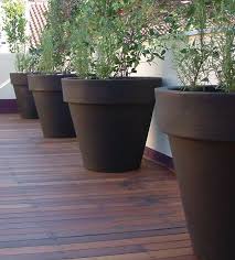 Improving The Flower Pot Large Flower Pots Large Outdoor Planters Flower Pots Outdoor