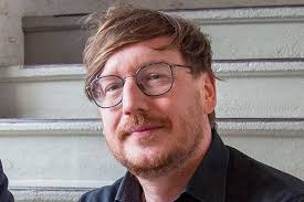 Jan rotmans strategically deploys his scientific research as a catalyst aimed at turning systems towards human values. Prreport Christian Rottmann Leitet Ogilvys Social Lab