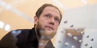 Anführer der aktion ist der extremist sven lau. Scharia Polizei Sven Lau Bedauert Scharia Polizei Aktion In Wuppertaler Innenstadt Kolnische Rundschau