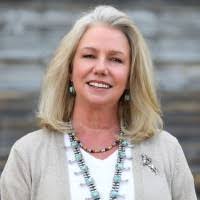 Sara Keyes's Instagram, Twitter & Facebook