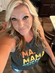 You look very beautiful 😻