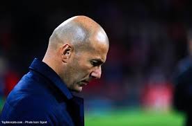 Il est maintenant temps de respecter sa décision et de lui montrer notre remerciement pour son professionnalisme, son dévouement et sa passion pendant toutes ces années. Mercato Zidane Quitte Le Banc Du Real Officiel