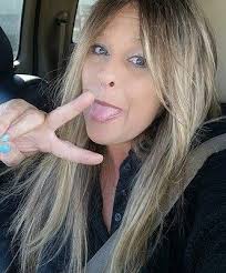 DJ Positives LLC, 17910 W Cottonwood Ln, Goodyear, AZ 85338, US