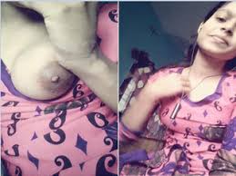 Cute mallu Girl Shows her Boobs - Indian Porn Tube | Desi Sex Videos | Hot  Web Series