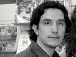 Vicente Alfonso gana premio Internacional de Literatura