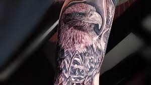 I got my first tattoo (1 butterfly) with mike peace (when he was there) and it's great, not my favorite, but definitely not bad. Looking Good Carey