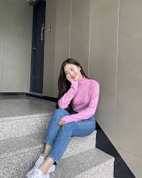 세상에서 효정이만큼 잘 웃는 사람 있음 나와보라 해. ì˜¤ë§ˆì´ê±¸ íš¨ì • Candyz Hyojung Foto I Video V Instagram Fashion Korean Girls Twitter Korea Fashion
