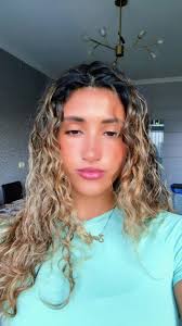 Regel Nr 1 Sandra Hussein