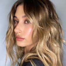 Check spelling or type a new query. Hailey Bieber Updates On Twitter Blonde Hair Looks Hair Hailey Baldwin Hair