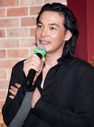 Quách ngọc ngoan bất ngờ tiết lộ với báo chí rằng anh và phượng chanel đã có một cô con gái chung 8 tháng tuổi tên quách trương thanh nhã, ở nhà gọi là sumi. Quach Ngá»c Ngoan Láº§n Thá»© Hai Lam Bá»' Háº¡nh Phuc Láº¯m Ngoi Sao