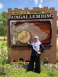 Kaedah melombong bijih timah amiezah kazimah kamarudin mendulang kaedah mendulang sebelum tahun 1820, perlombongan bijih timah diusahakan oleh orang melayu secara tradisional dengan menggunakan kaedah mendulang dan melampan. Sungai Lembing Bekas Lombong Let S Travel With Asseerad Facebook