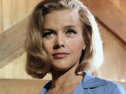 Delivers in the lead role of carl brashear and robert de niro gives a phenomenal performance as well. Honor Blackman James Bond S Pussy Galore Dies Aged 94 Movies The Guardian