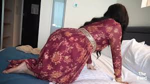 Big Ass Indian Girl is Seduced by a Sexy Guest at the Hotel: Amateur  Amateur Porn