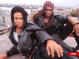 Singer john davis, one of the true vocal talents behind notorious pop duo milli vanilli, has died from coronavirus at the age of 66. Lo3ivwseczgdzm
