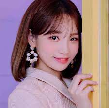 귀엽고 친근하고 유명할 것 2. ì•„ì´ì¦ˆì› ê¹€ì±„ì› Home Facebook