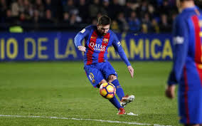 35 nombre de matches joués : Les 25 Coups Francs De Messi Avec Le Fc Barcelone En Video