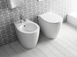 Da maison de luxe ad augusta, in provincia di siracusa, ci occupiamo anche della vendita di sanitari di altissima qualità, che selezioniamo tra i migliori marchi del settore per garantire il massimo della funzionalità e un. Sanitari Bagno Prezzi E Offerte Per Wc E Bidet