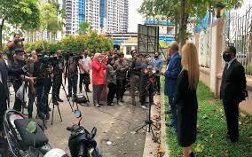 Kumpulan, arti nama bayi, nama anak bayi perempuan, islami, modern, kristen terbaru. Antara Wang Sitaan Rm114 Juta Najib Dan Hilangnya Amar Singh Edisi 9