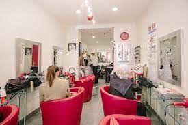 Qu'ils soient au pied de nos immeubles ou au centre de nos quartiers, les commerces de proximité représentent pas moins de 72% des commerces en. Johanna Coiffure Coiffure A Reuilly Diderot Paris Treatwell
