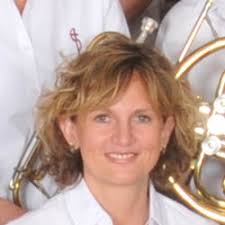 <b>Sandra Rieger</b> Trompete / Jungbläserausbilderin seit 1994 - Sandra%2520Rieger%2520-%25201.%2520Trompete