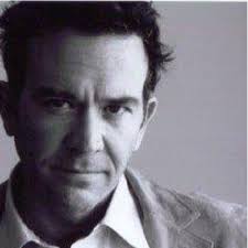 Tim Hutton