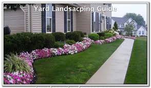 Winter green ii's landscape division has professional landscape designers prepared to create a beautiful outdoor environment or renovate an existing design. How To Keep Your Yard Looking Nice In The Winter Landscaping Lovers Front Yard Landscaping Design Front Yard Garden Design Front Garden Design