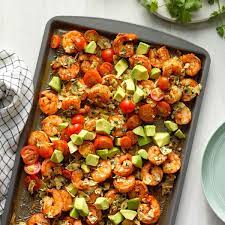 These 10 recipes all require five ingredients or less (not counting salt, pepper, or oil), and each serving comes in under 300 calories. 100 Healthy Low Calorie Dinners To Make In The New Year Taste Of Home