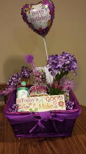 Birthday Gift Basket Ideas Pin By Allison Hartmann On Diy Diy Birthday Gifts Birthday Gift Baskets Diy Gifts