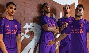 All goalkeeper kits are also included. Watch Players Model New 2018 19 Away Kit Liverpool Fc