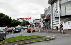 Collect stampsyou can collect hotels.com® rewards stamps here. Le Telegramme Vannes Le Poulfanc Intermarche Va Faire Peau Neuve