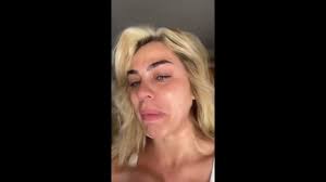 Ποια η κατάθεση της κόνι μεταξά που καίει τον μάνο παπαγιάννη; Adianohto 3espasma Apo Thn Koni Meta3a Den 8a Moy Kanete Emena Mpoylingk Sta 30 Moy Youtube