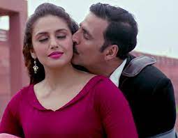 She worked as a theatre actor and model before beginning her film career. Huma Qureshi Height Weight Age Affairs Family Biography