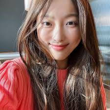 淋巴癌】韓國美妝YouTuber患淋巴癌病逝曾勇敢公開剃光頭片段