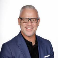 Adelita Ramos's Instagram, Twitter & Facebook