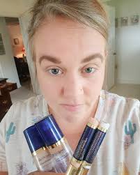 Just wanted to show off my beanie and my skin 💕 good morning ☀️ say it  back ♥️