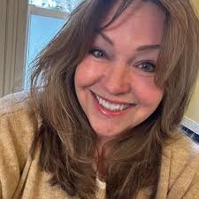 Do crows scare away hummingbirds from feeders?