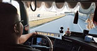 Daniel Ignatowski z Sochaczewa i jego świat widziany z perspektywy kabiny  ciężarówki