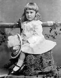 The first child of theodore and edith roosevelt, a son named theodore jr., is born at theodore's new house, sagamore hill, in oyster bay. Teddy Roosevelt As A Child Pics