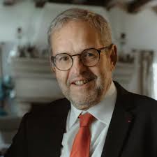 LES MEMBRES DU GRÉCI