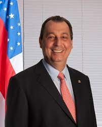 This is senador omar aziz expõe denúncias contra a hapvida manaus by agência zukka brasil on vimeo, the home for high quality videos… Omar Aziz Wikipedia