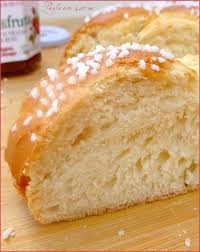 Brioche Sans Beurre Et Sans Oeuf De Christophe Michalak Perle En Sucre Brioche Sans Beurre Recette Dessert Desserts Sans Oeufs