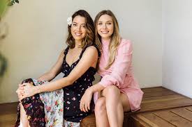 Последние твиты от elizabeth olsen (@velizabetholsen). Elizabeth Olsen Aubrey Plaza On Insta Obsession In Ingrid Goes West Wwd