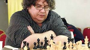 Zenón Franco sigue invicto en España