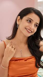 Reel by Lavanya (@lavanyaa_official) · December 25, 2024