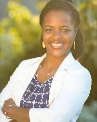 Andrea Holman's Instagram, Twitter & Facebook